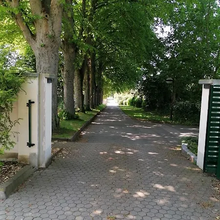 Апартаменты Schloss Wichmannsdorf