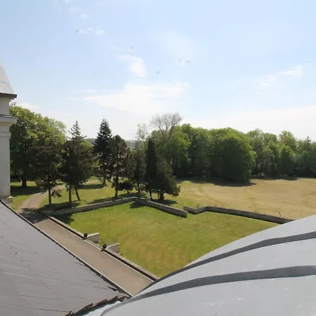 Schloss Wichmannsdorf شقة